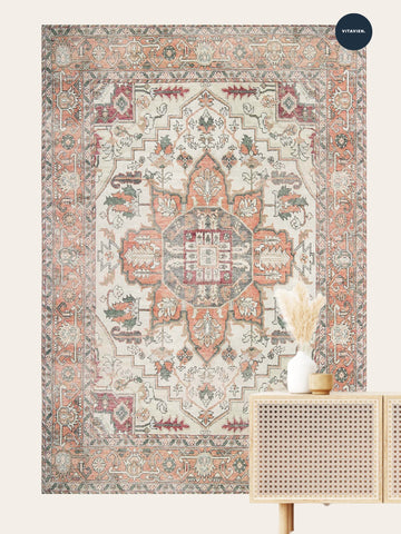 Vintage rug Eylem Vera